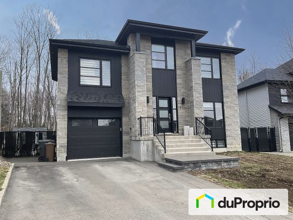 717 rue de Chenonceau, St-Jérôme (Bellefeuille) for sale