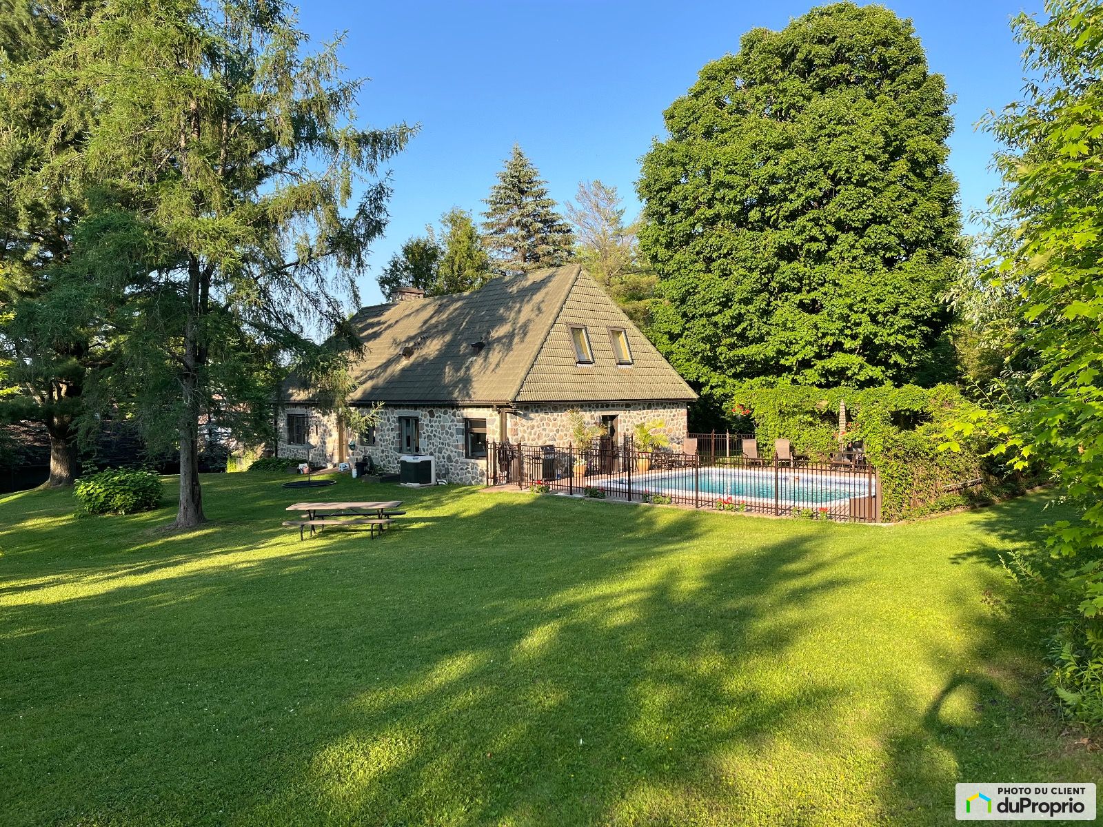 1680 Chemin Beattie — photo 3