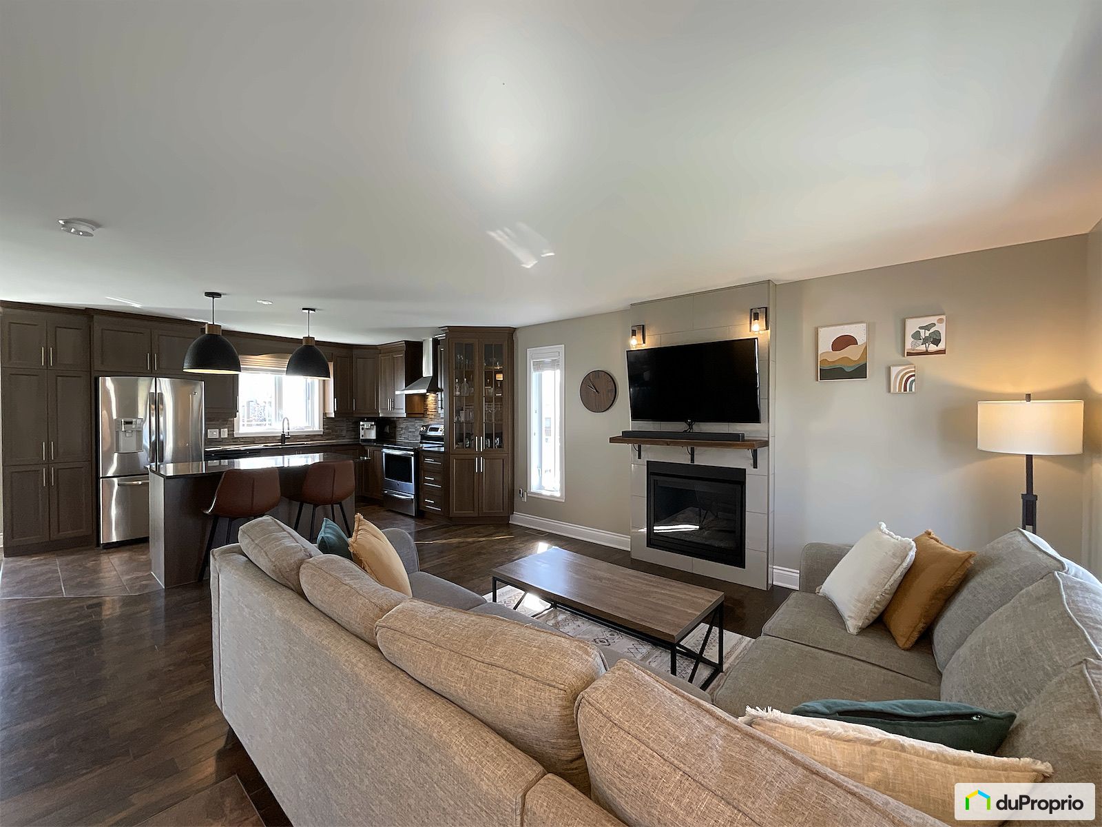 412 28E Avenue Est — photo 3