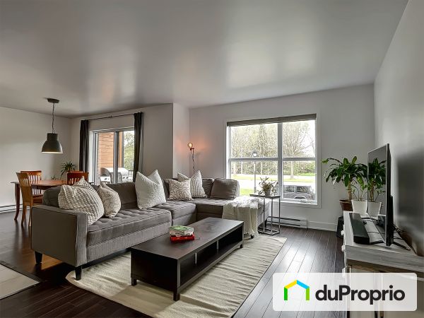100-16320, rue Sherbrooke Est, Pointe-Aux-Trembles / Montréal-Est à vendre