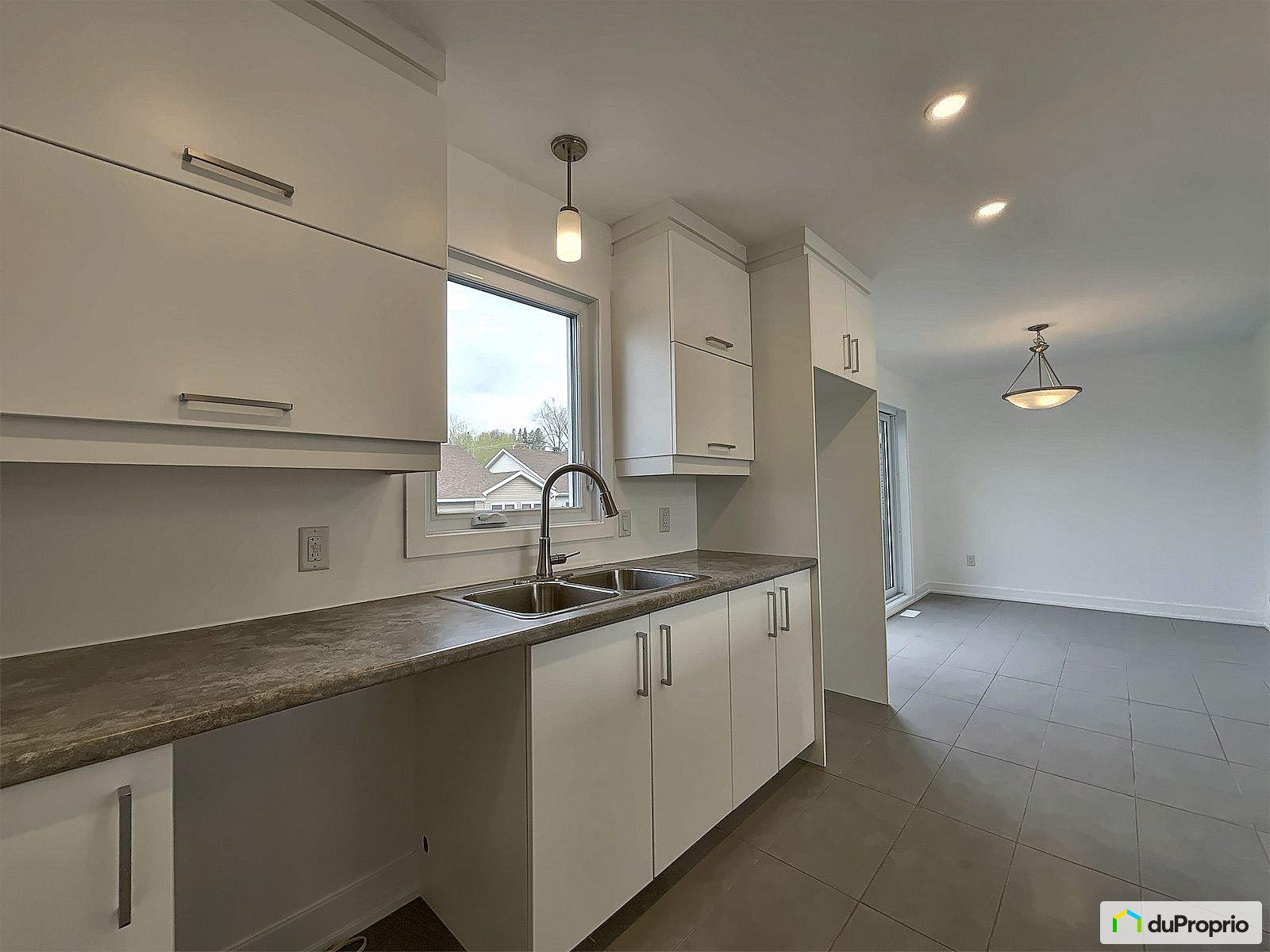 110 Rue Alexandre Rodrigue — photo 3