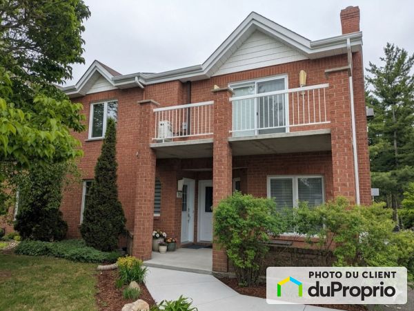 76 rue René-Émard, L'Ile-Perrot for sale