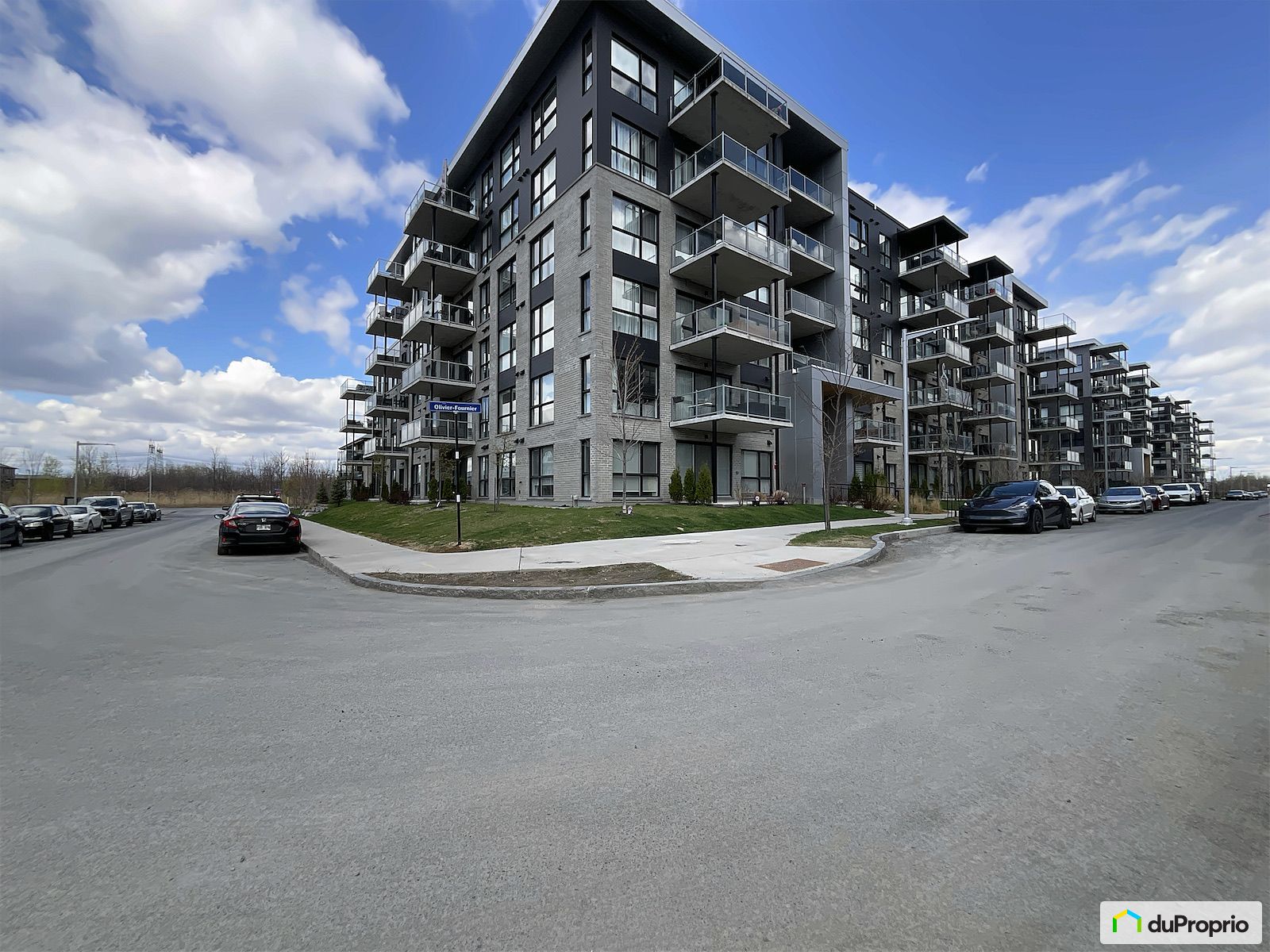 412 4200 Rue Olivier Fournier — photo 1