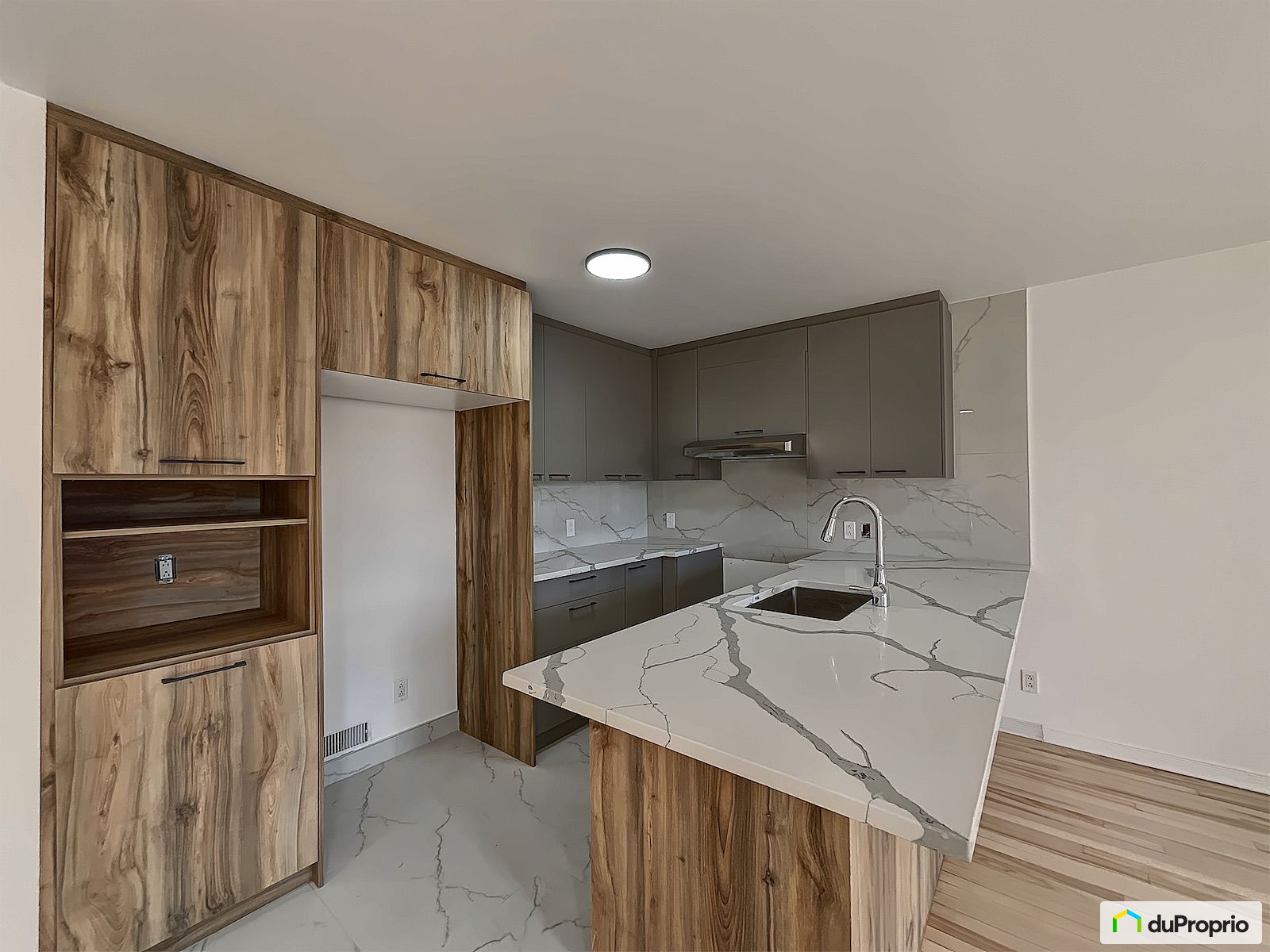 2511 Boulevard De Maisonneuve — photo 2