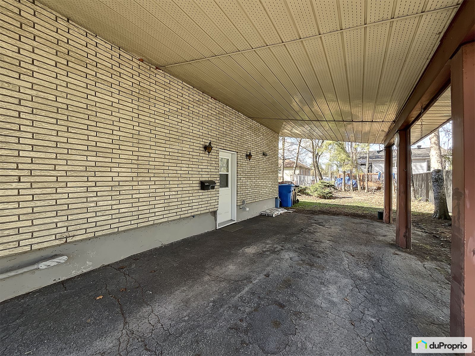 238 8E Avenue — photo 2