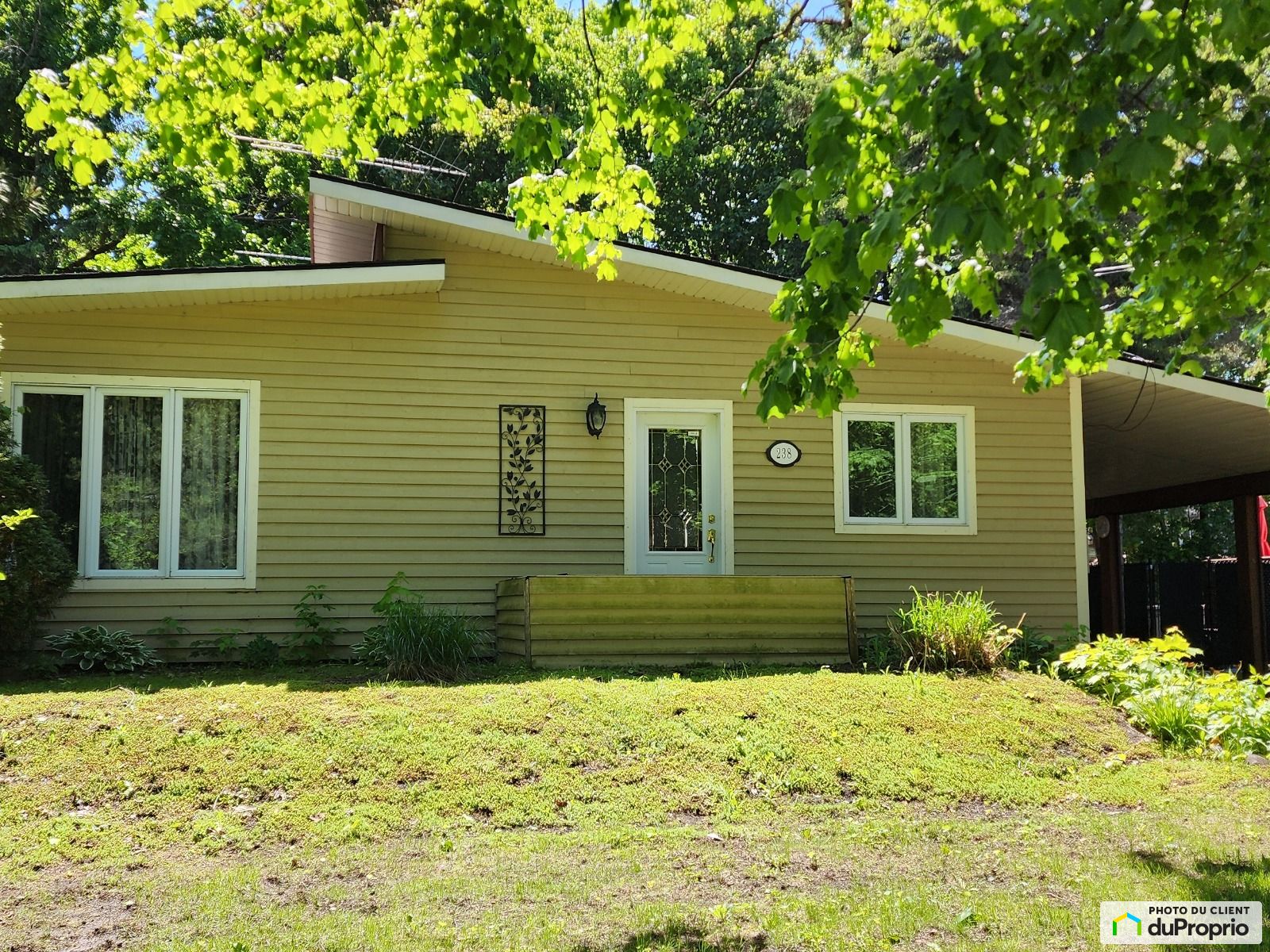 238 8E Avenue — photo 3