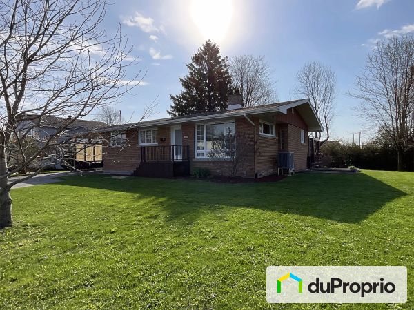 253 rue Saint-Pierre, St-Germain-De-Grantham for sale