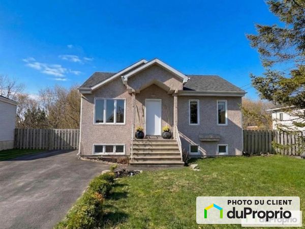 239, rue de la Coulée, Ste-Marthe-Sur-Le-Lac à vendre
