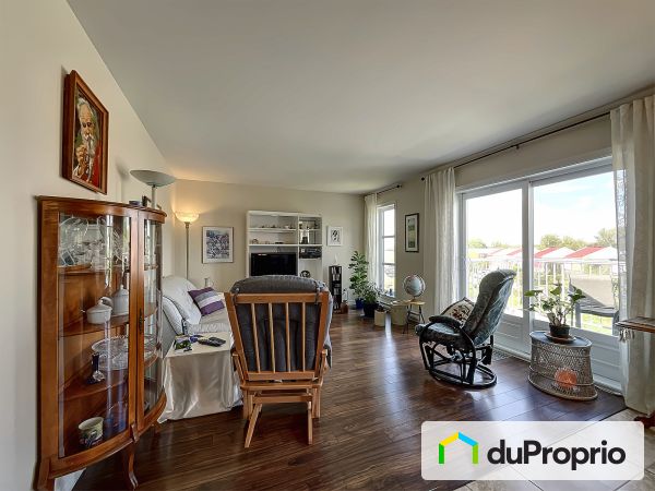 Salon du logement - 8005, boulevard Casavant Ouest, St-Hyacinthe à vendre