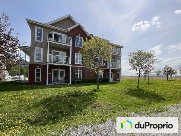 8005, boulevard Casavant Ouest, St-Hyacinthe à vendre
