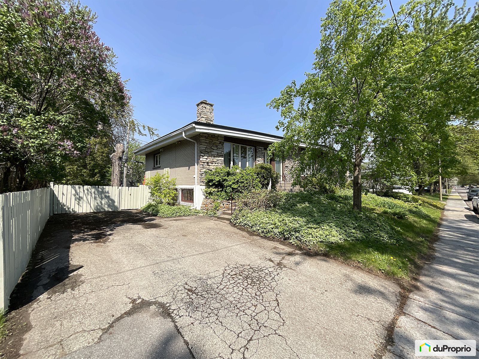 1865 15E Avenue — photo 3