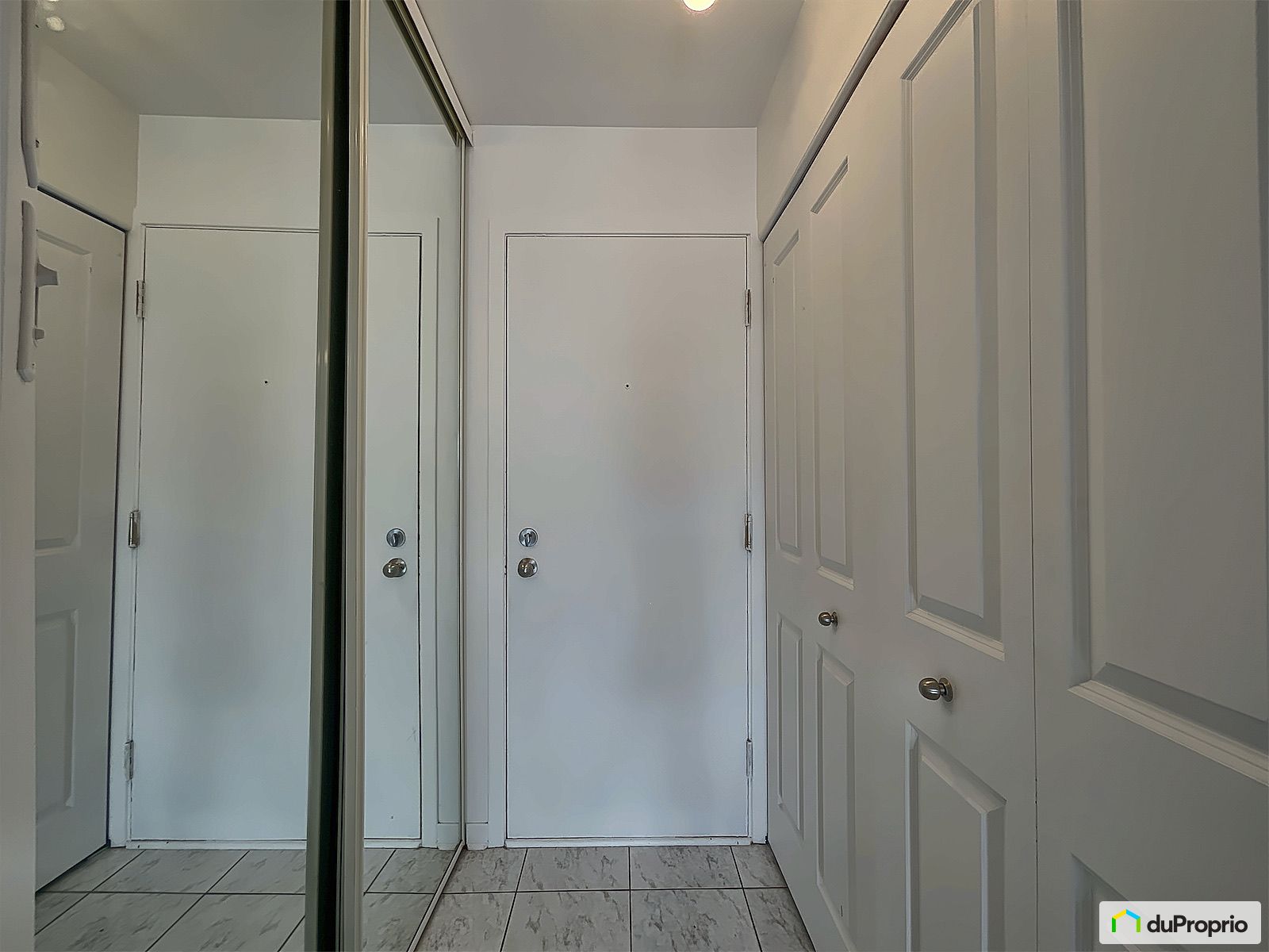 158 309 Rue Du Carmel — photo 2