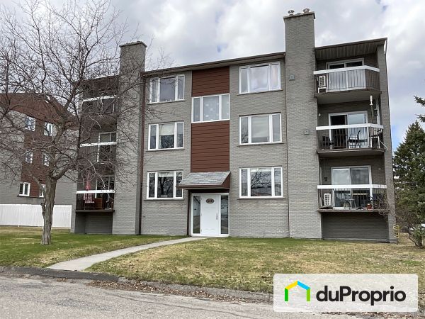2-620 avenue Robert-Jean, Alma for sale