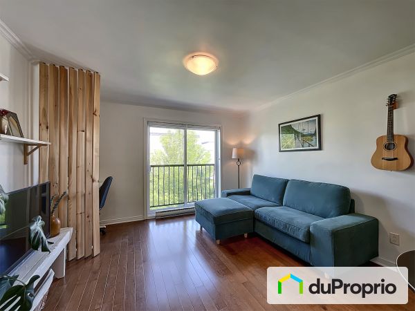 Living Room - 8-2100 rue Dufresne, Ville-Marie (Centre-Ville et Vieux-Montréal) for sale