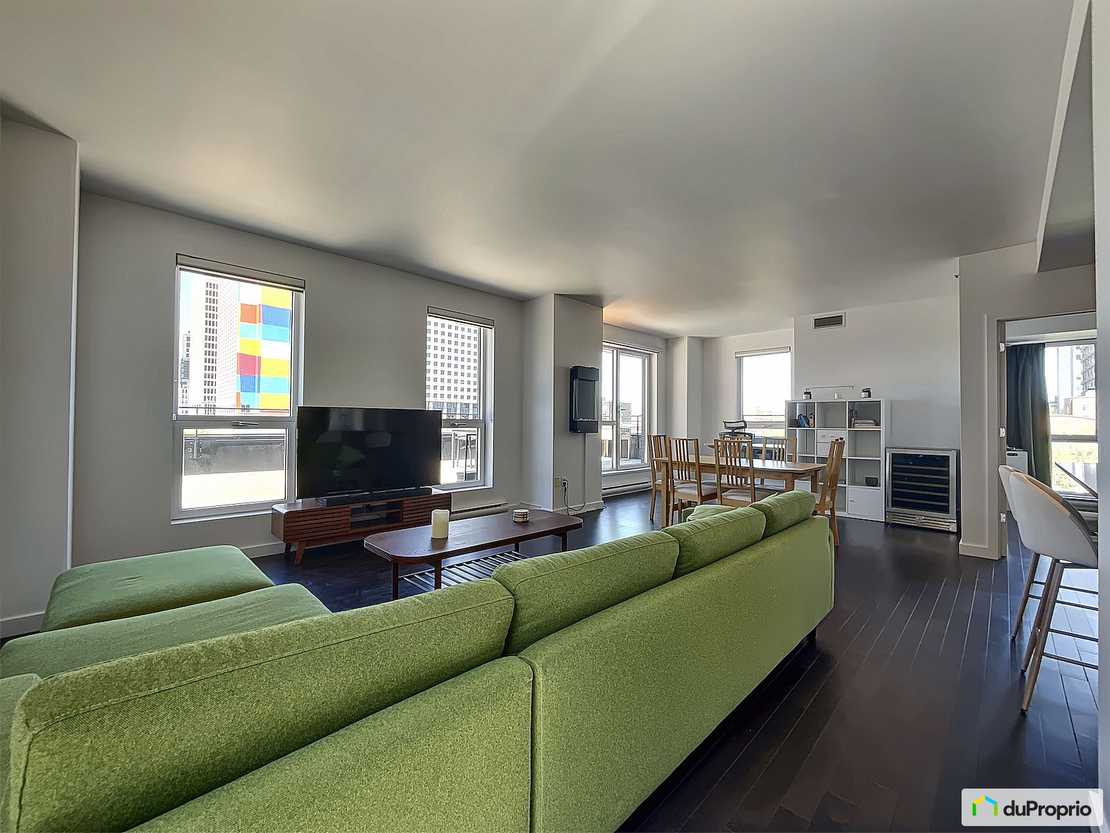 512 555 Boulevard Renee Levesq — photo 3