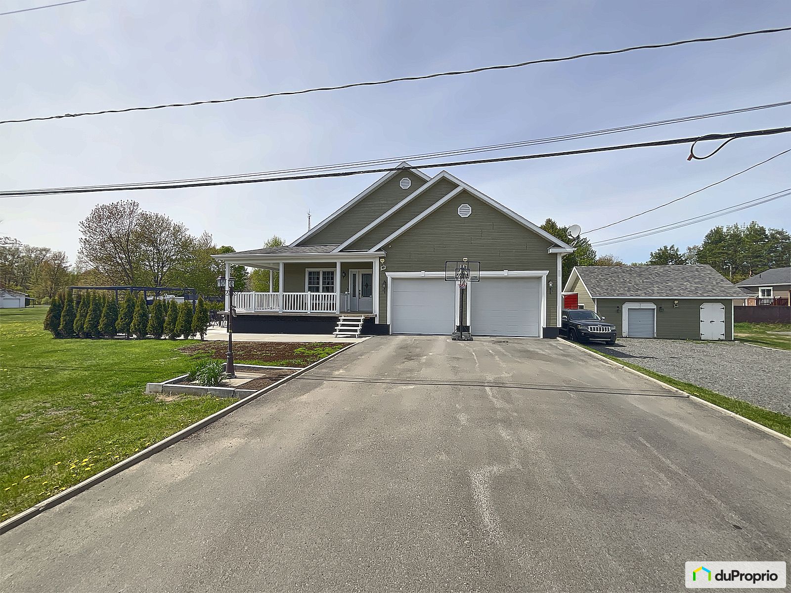 2470 Chemin Bellevue — photo 1