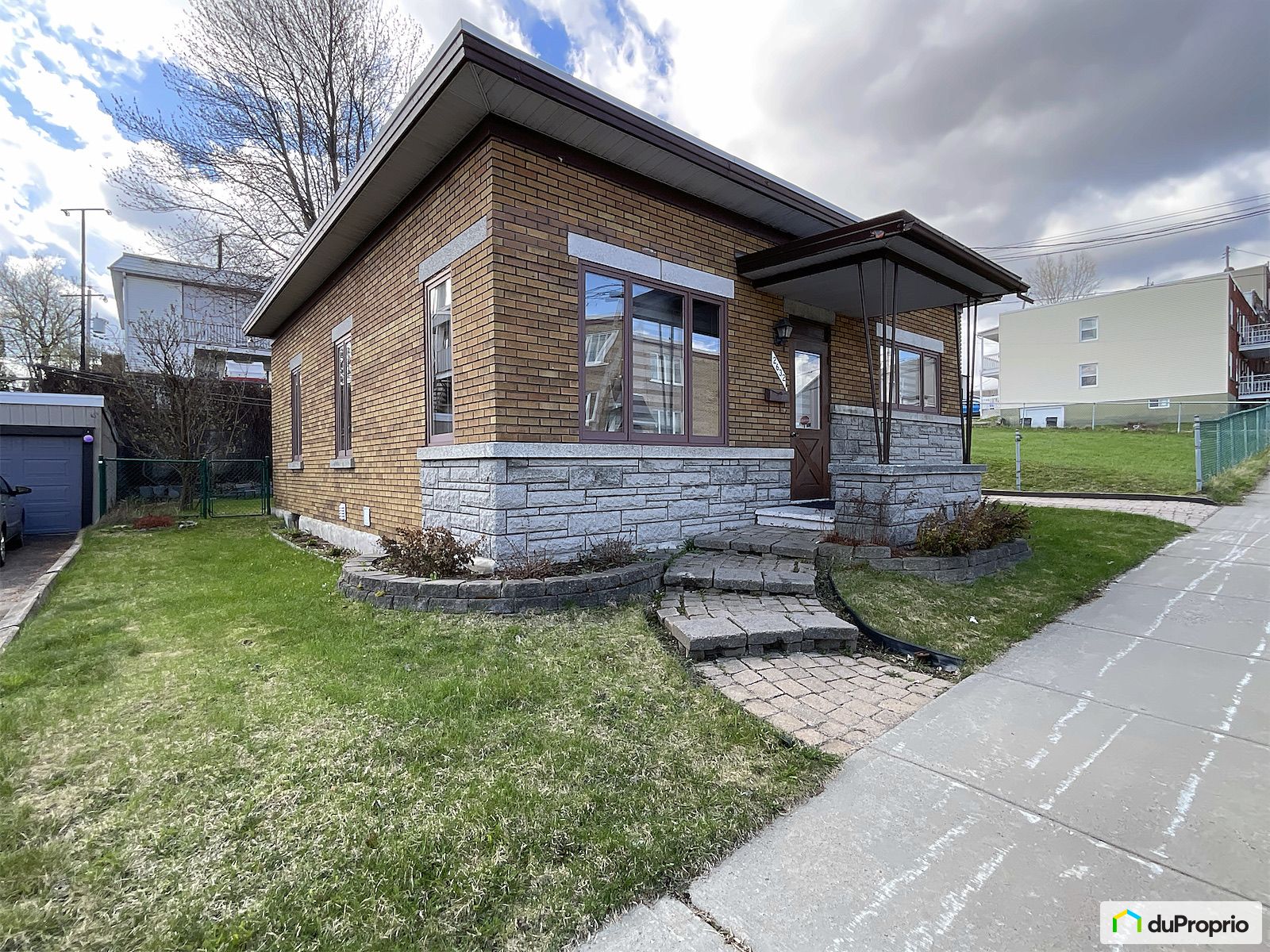2632 Avenue Dollard — photo 2