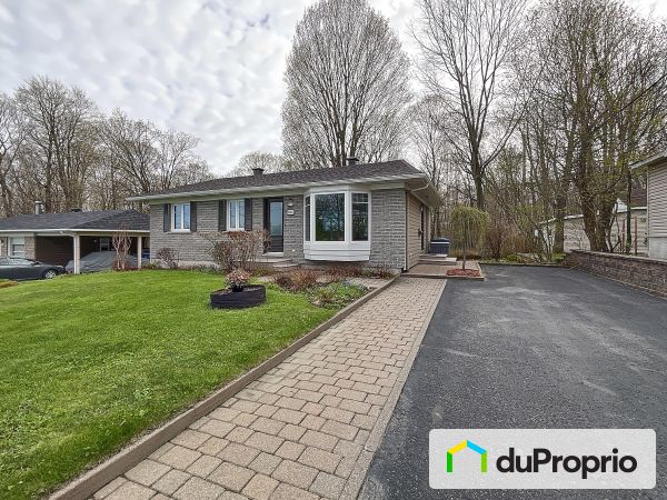 3184 route de L'aéroport, Val-Bélair for sale