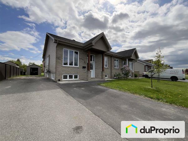 61, rue des Muguets, Salaberry-De-Valleyfield à vendre