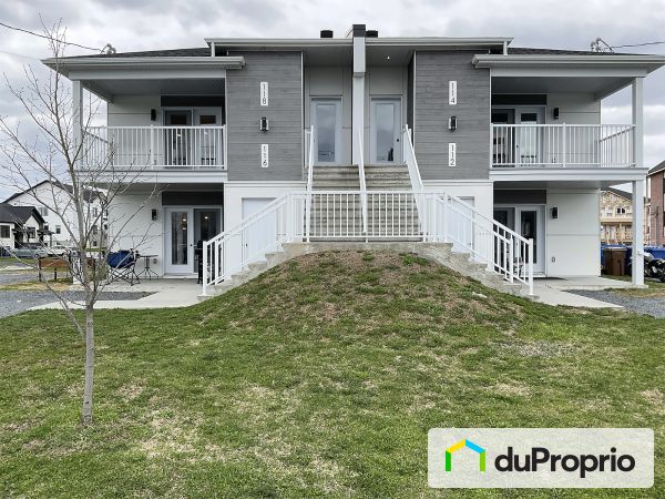 112-114-116-118, rue Ernest-Provencher, East Angus for sale