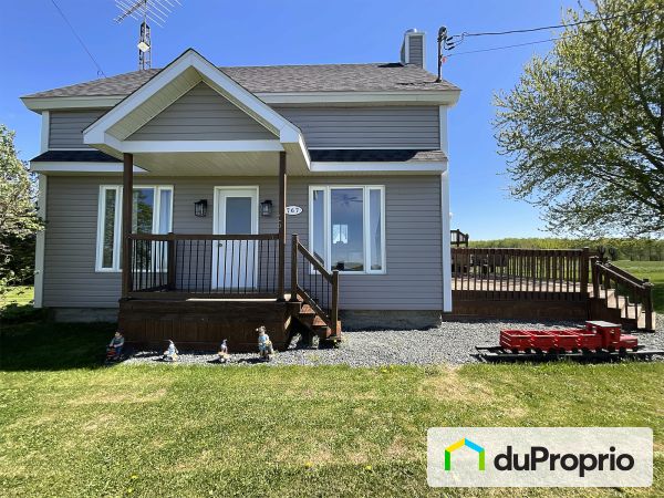 767 chemin Saint-Cyr, St-Claude for sale