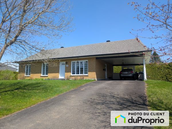 105 rue Marquette, St-Lambert-De-Lauzon for sale