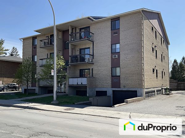 10-1225 avenue Victoria, St-Lambert for sale