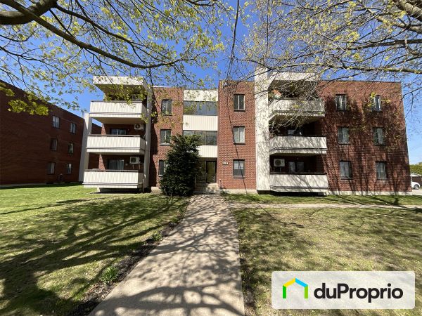 204-13111 rue Forsyth, Pointe-Aux-Trembles / Montréal-Est for sale