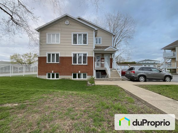 220 rue Elm, Chateauguay for sale