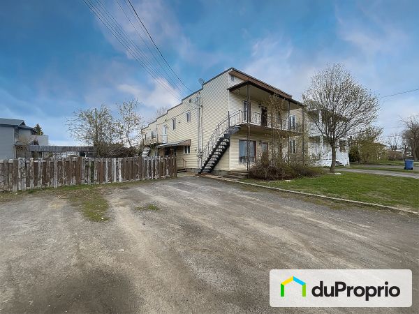 241 - 243 - 245 14e Avenue Saint-Lin-Laurentides, QC J5M 2X4, St-Lin-Laurentides for sale