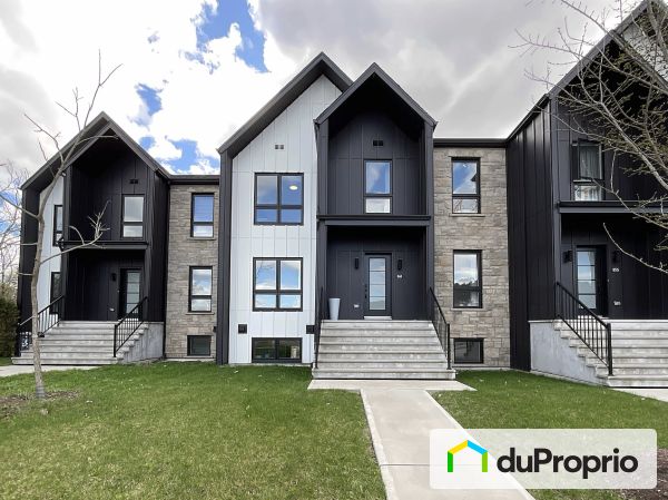 861 rue des Grands Jardins, St-Romuald for sale
