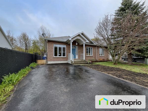 218 rue du Grand-Hunier, Gatineau (Aylmer) for sale