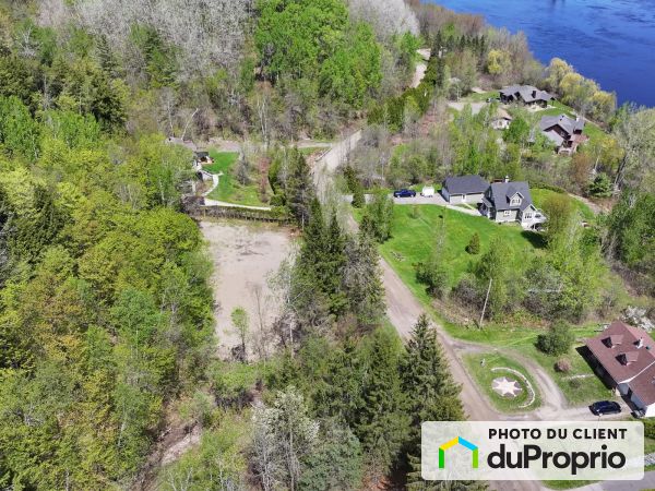 , Chemin de la Baie, St-Boniface à vendre