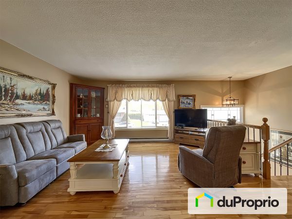 Living Room - 42 rue de Beaumont, Cantley for sale