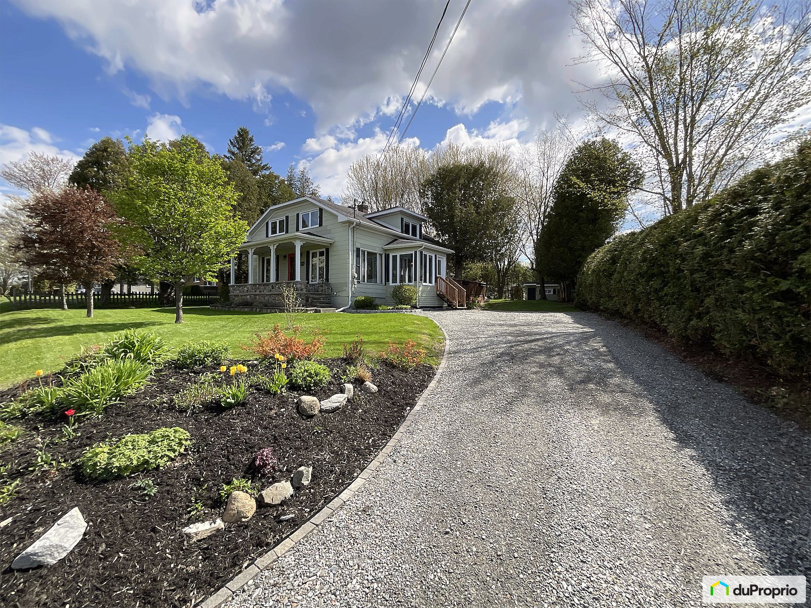 854 Rue Merry Nord — photo 1