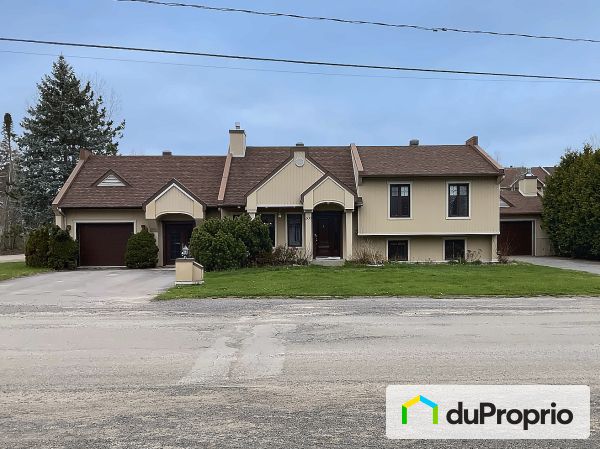 500, rue Annette, St-Félix-De-Valois à vendre