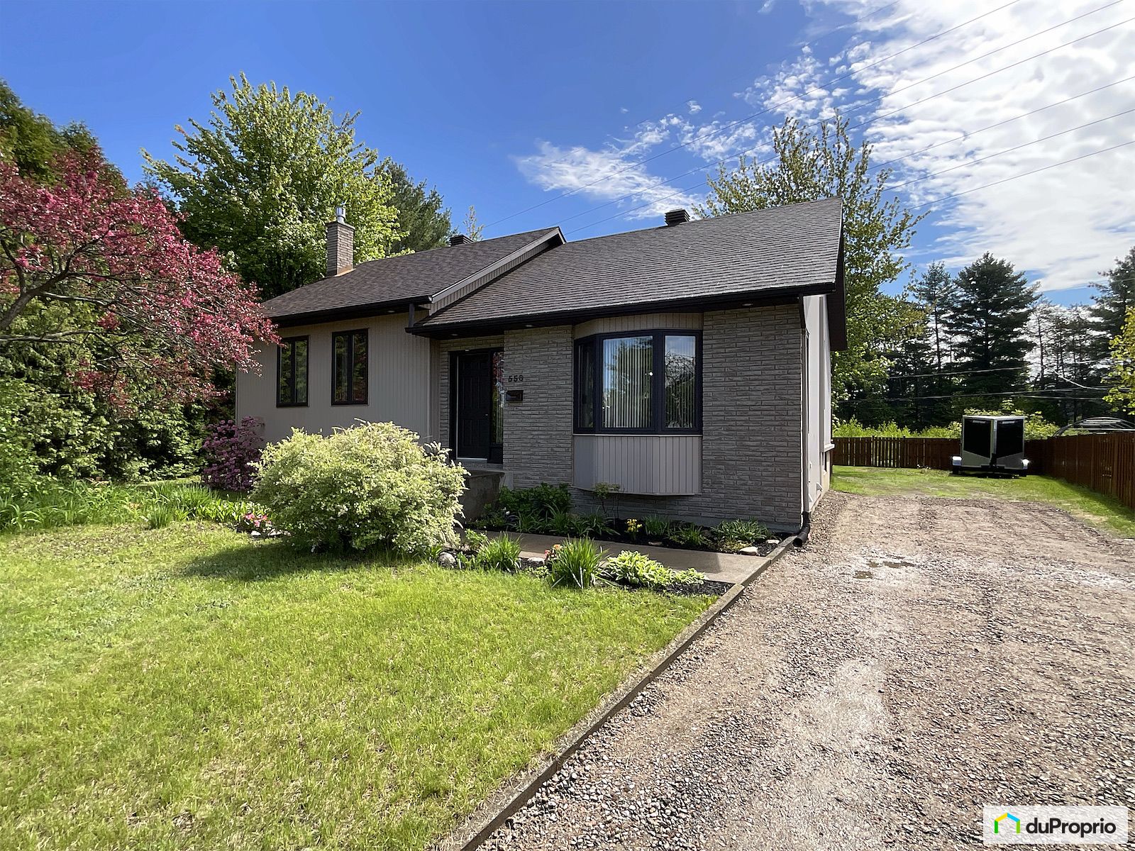 550 Rue Jean Pierre — photo 1