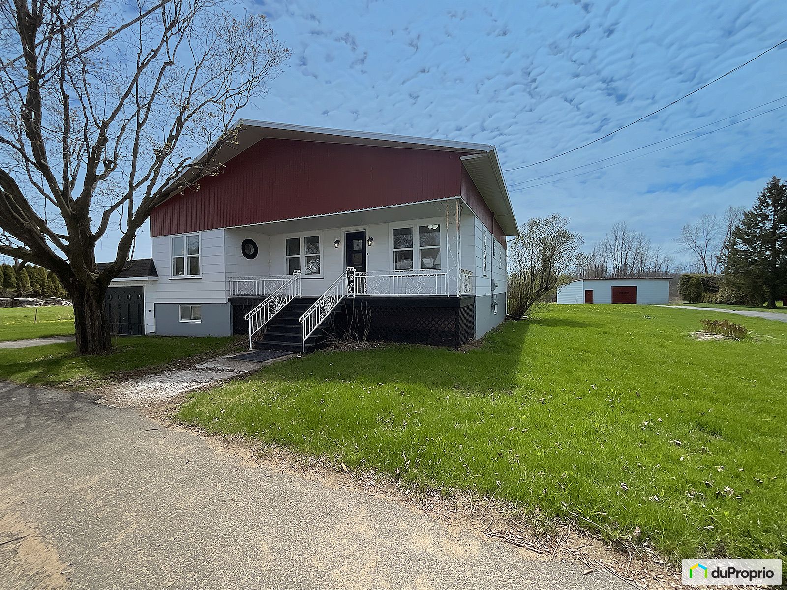 375 Chemin Du Roy — photo 1