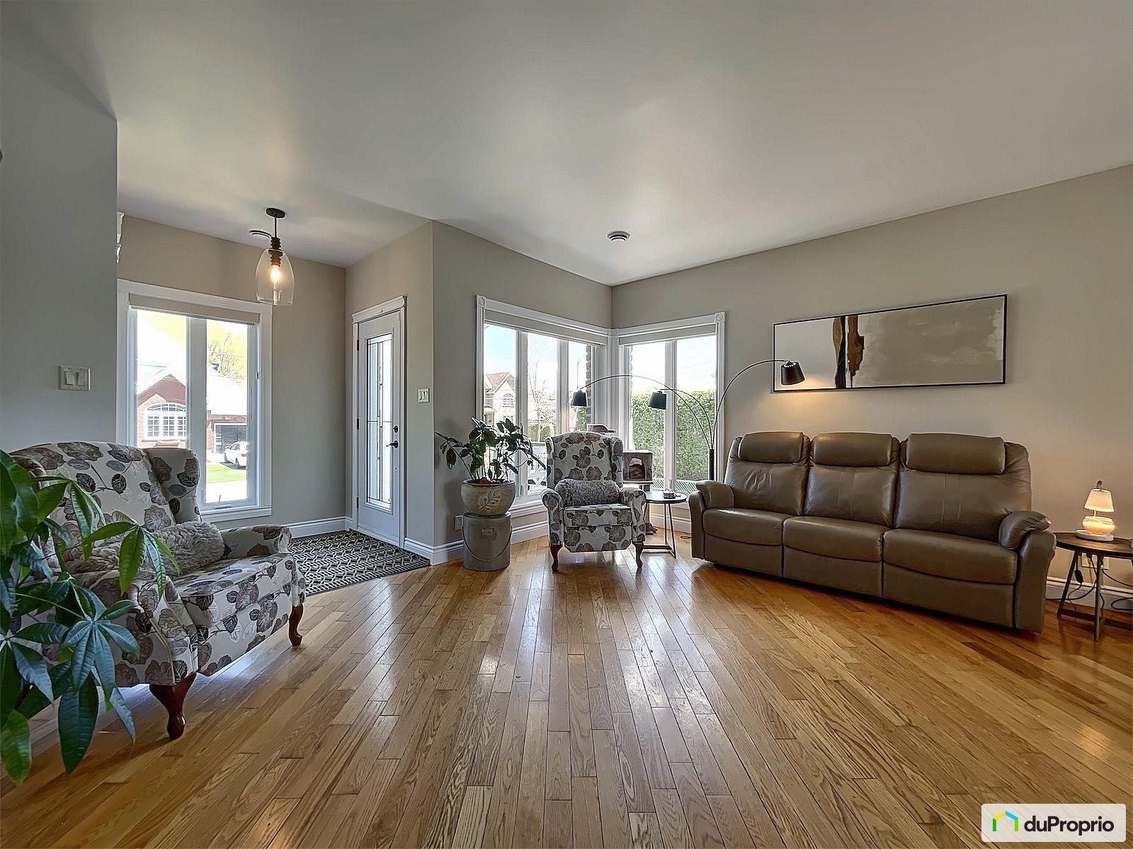 325 Avenue Denonville — photo 2