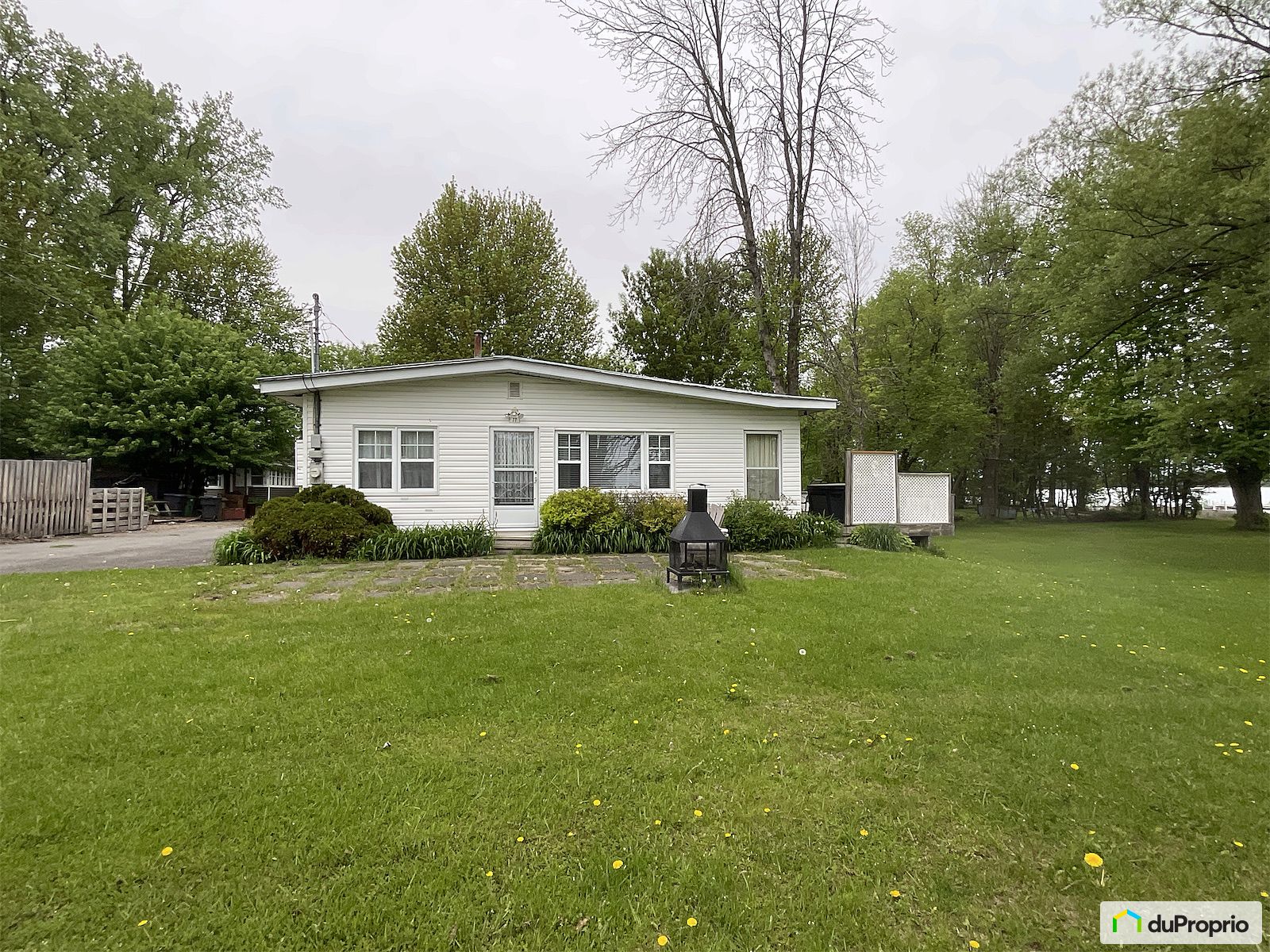 77 79 9E Avenue — photo 1