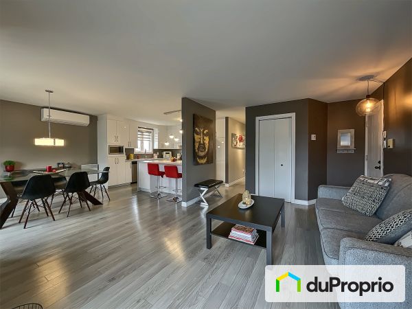 Salon / Salle à manger - 301-930, rue Camaraire, St-Jean-sur-Richelieu (St-Luc) à vendre