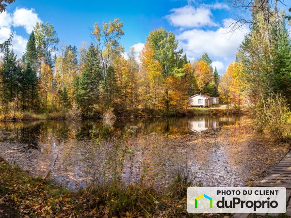 4025, avenue du lac Saint-Charles, Lac-St-Charles à vendre
