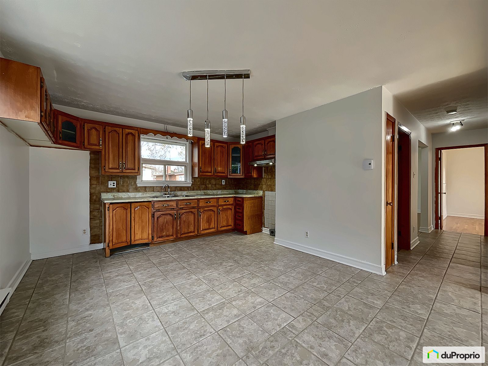 1356 Rue Caron — photo 2