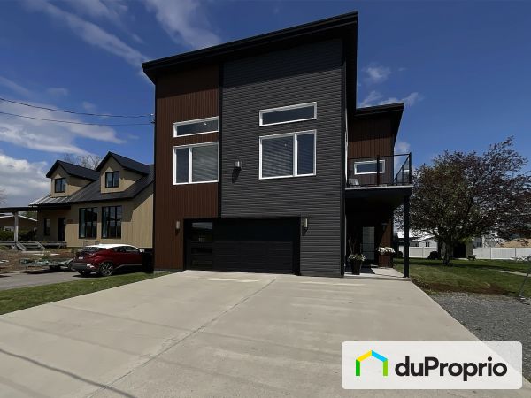 2215, rang du Bas-de-la-Rivière, Nicolet à vendre