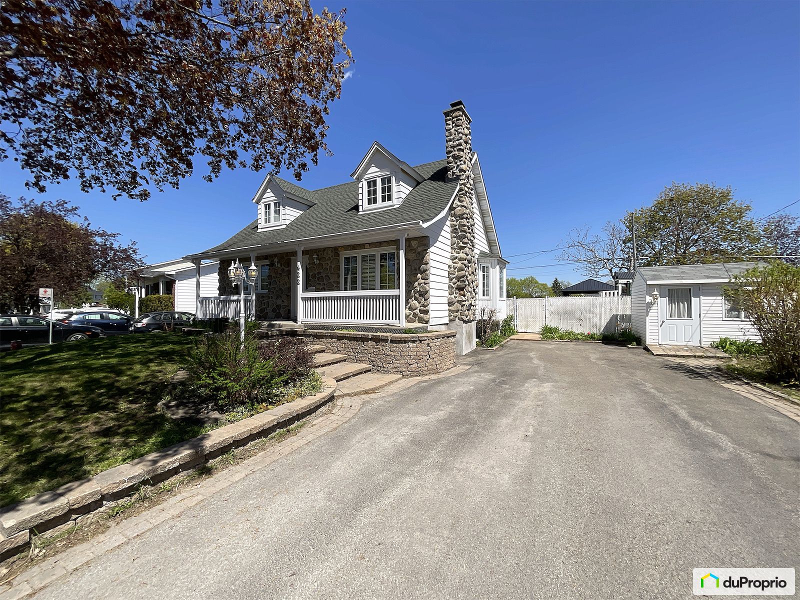 422 Rue Saint Laurent — photo 2