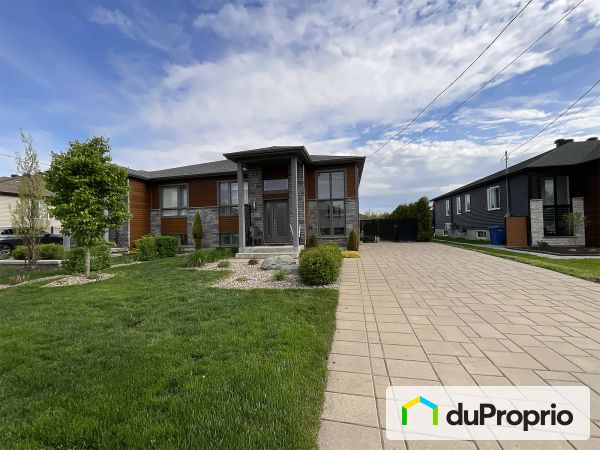 459, rue du Lys-Blanc, Granby à vendre
