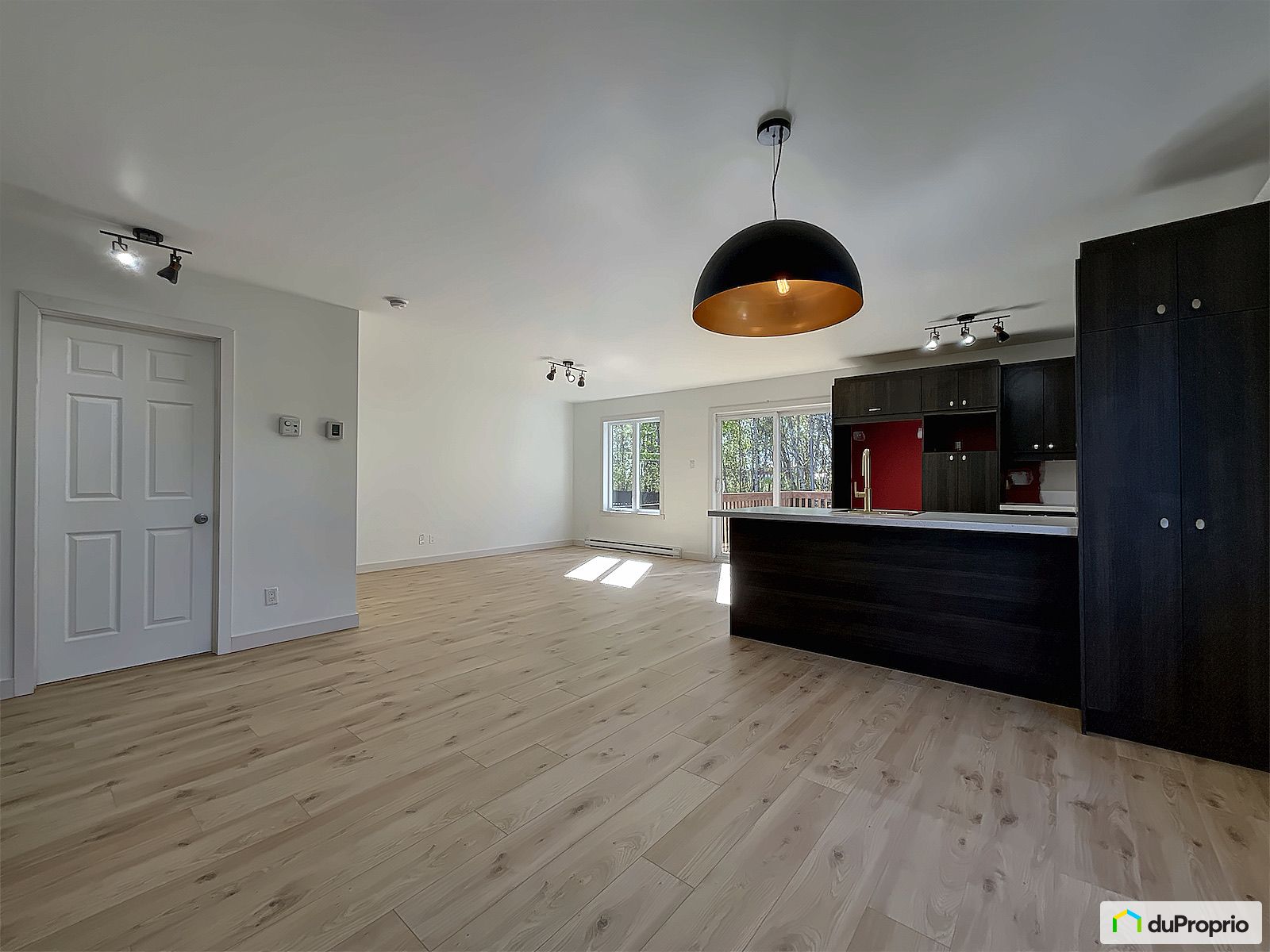 1023 Avenue Sevigny — photo 2