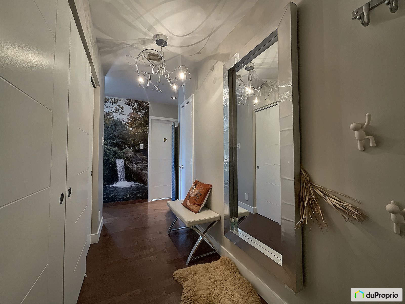 310 11445 Boulevard De La Coll — photo 2