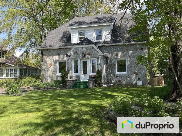 926-926A boulevard Mercure, Drummondville (Drummondville) à vendre