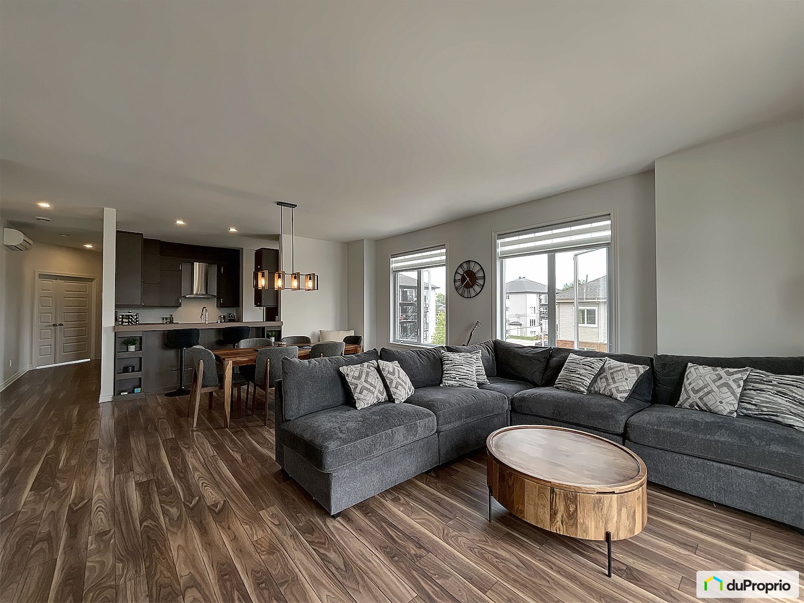 302 590 Boulevard De La Salett — photo 3
